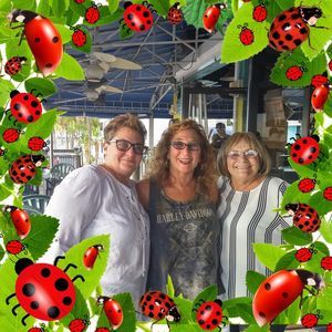 Meet your Posher, Eva